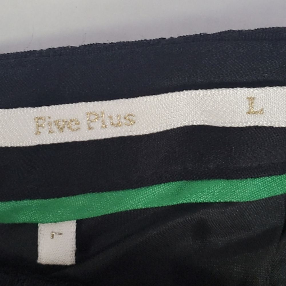 FIVE PLUS Shorts - Picture 3 of 5